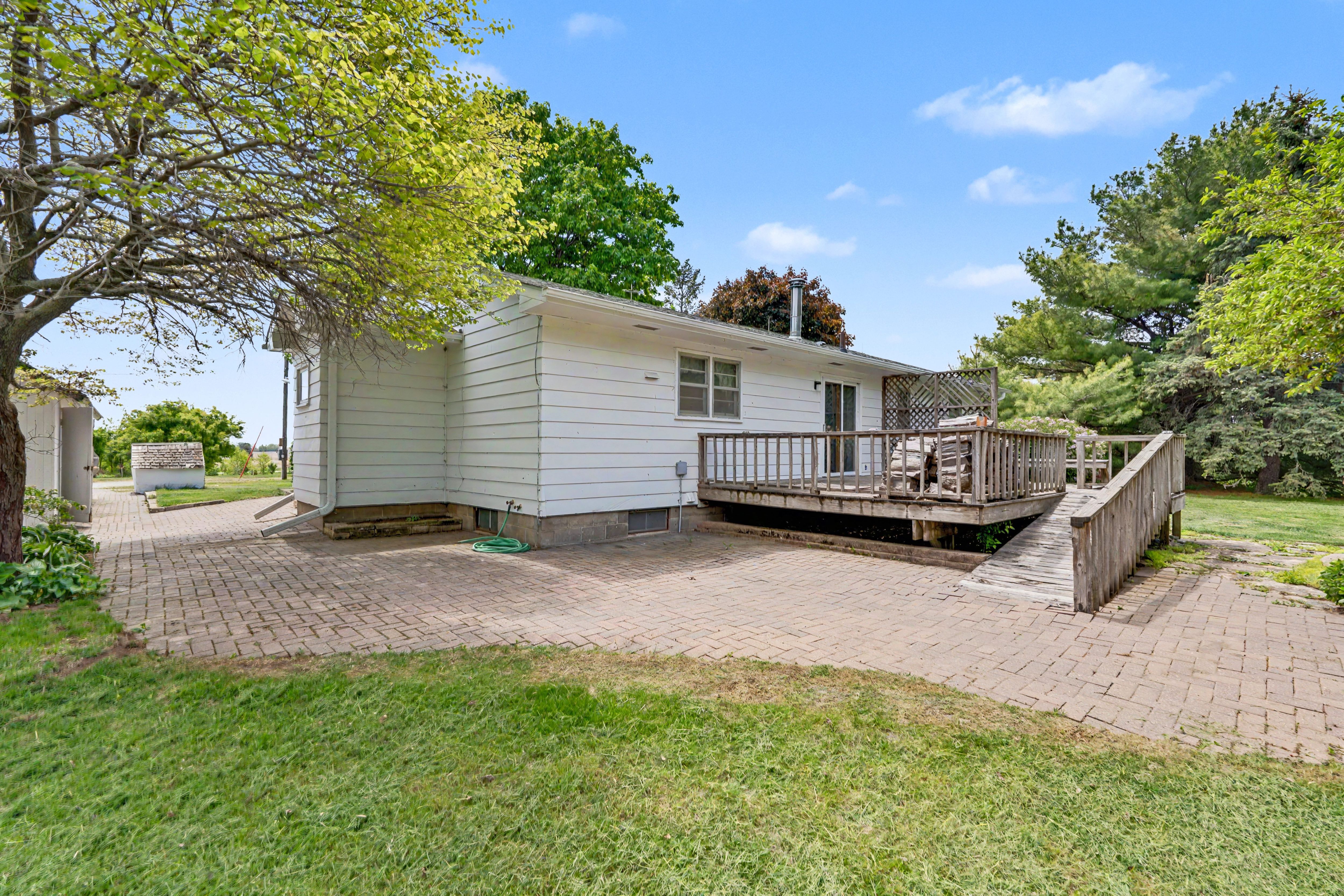 Listing Photo: 28-184_1740_Utopia_Ave-copy (2)